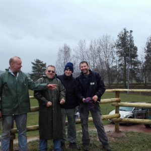 Frédéric, Dany, Laurent et Christian admirent leur oeuvre