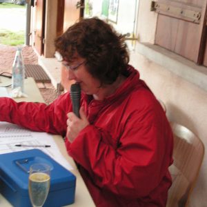 Myriam à la table de marque